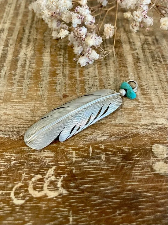 Vintage Sterling Silver HJ Chavez Signed Feather Pendant with Turquoise Accent - Picture 5 of 12